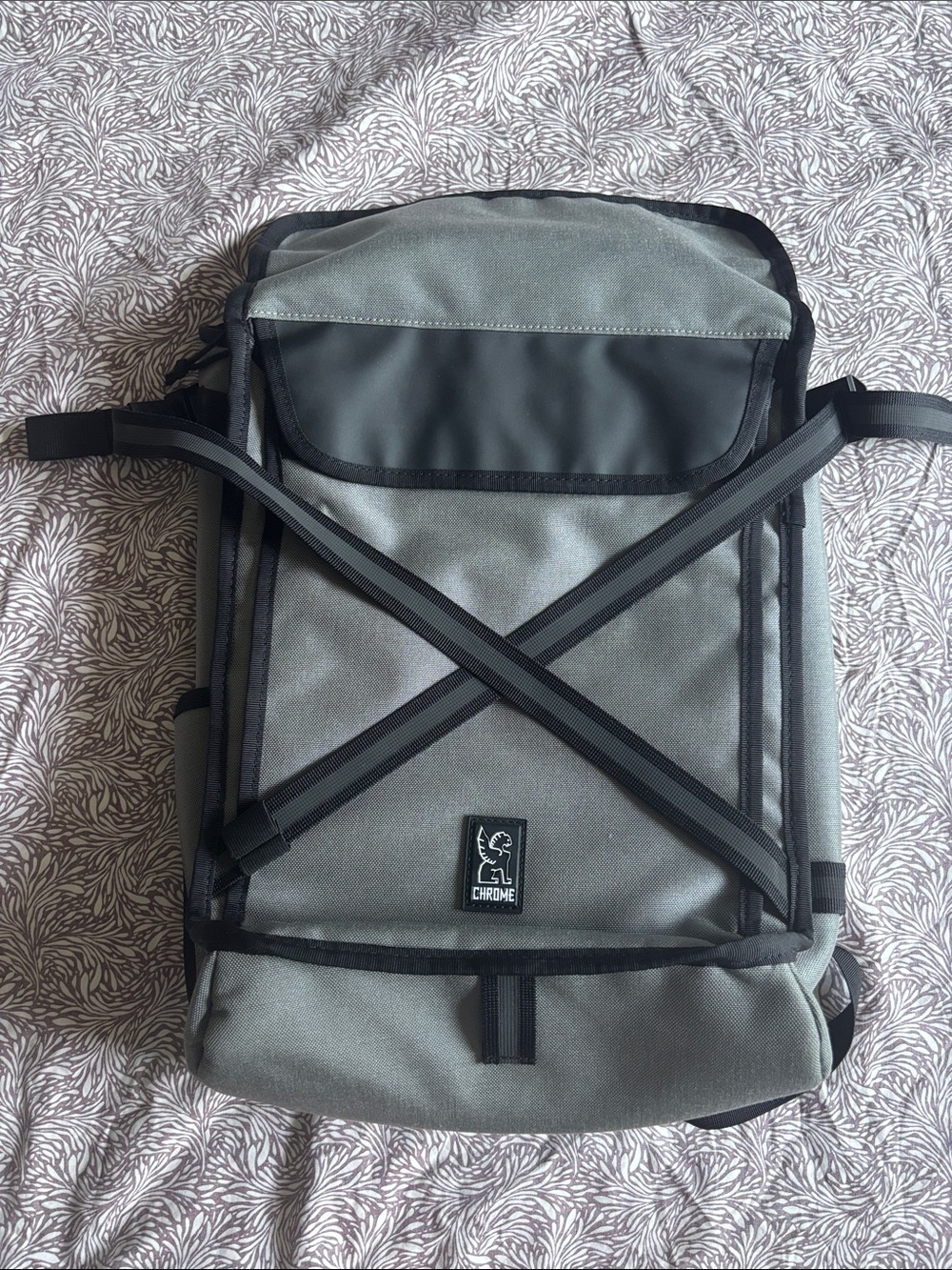 Chrome industries Echo Bravo Grey Cross-Strap Backpack